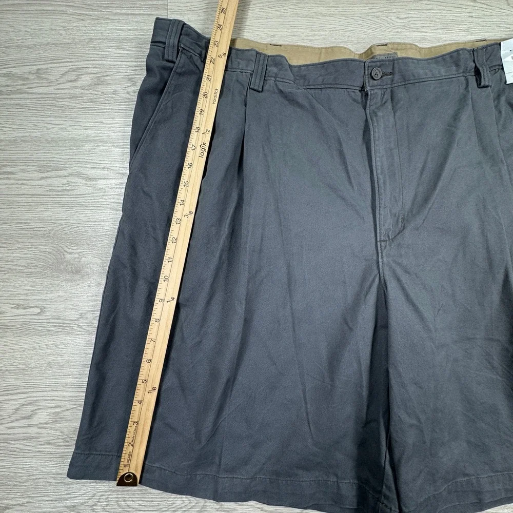 Geoffrey Beene Mens Shorts Extender Waist Pleated Graphite Gray Classic 52 NWT